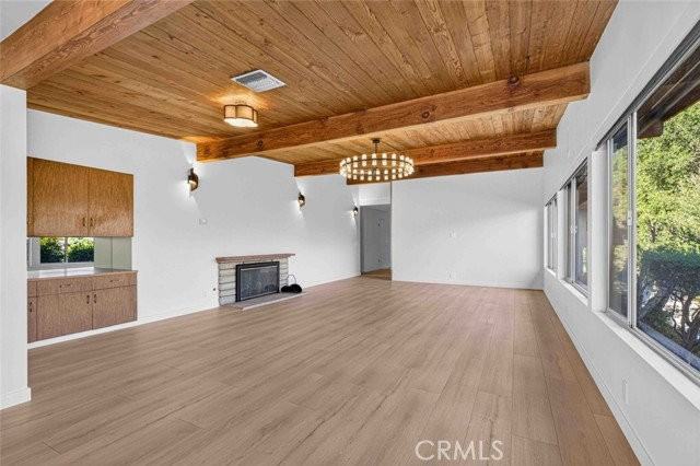 4270 Mesa Vista Dr - Photo 4 of 8
