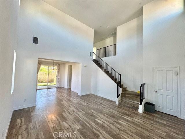 15208 De Pedro Ct - Photo 3 of 8