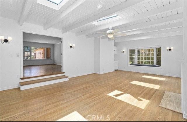 7734 Hosford Ave - Photo 7 of 7