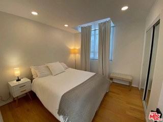 928 19th St #A - Photo 7 of 8