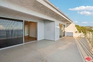 18203 Coastline Dr #7 - Photo 3 of 7