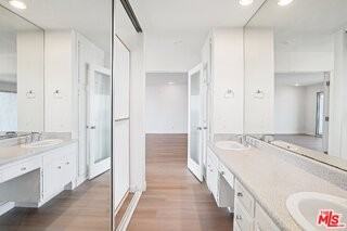 18203 Coastline Dr #7 - Photo 5 of 7