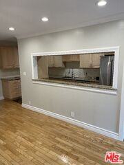 1511 12th St #1 - Photo 4 of 8
