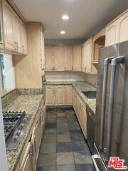 1511 12th St #1 - Photo 5 of 8