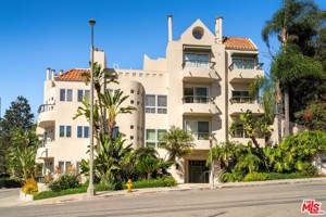 featured image of 15425 Antioch St #206
