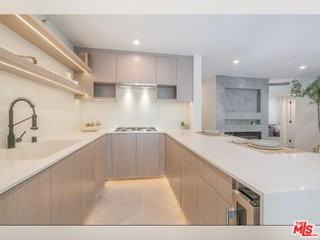 2805 3rd St #8 - Photo 3 of 8