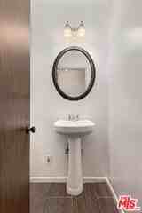 324 S Wetherly Dr - Photo 7 of 8