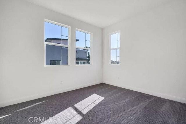 582 E Imperial Ave - Photo 7 of 8
