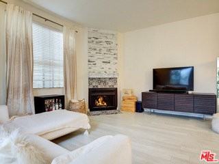 1670 Malcolm Ave #202 - Photo 2 of 8