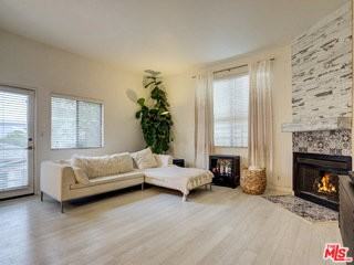 1670 Malcolm Ave #202 - Photo 5 of 8