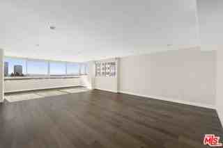 865 Comstock Ave #9D - Photo 4 of 8