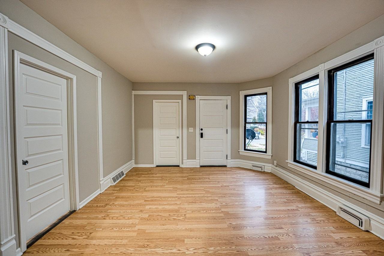 735 Sexton St #1 - Photo 4 of 23