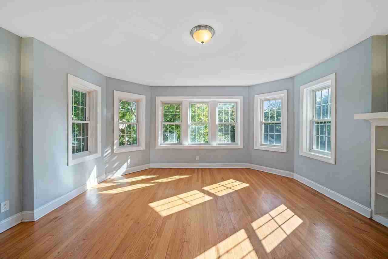 7822 S Kingston Ave #2 - Photo 5 of 21