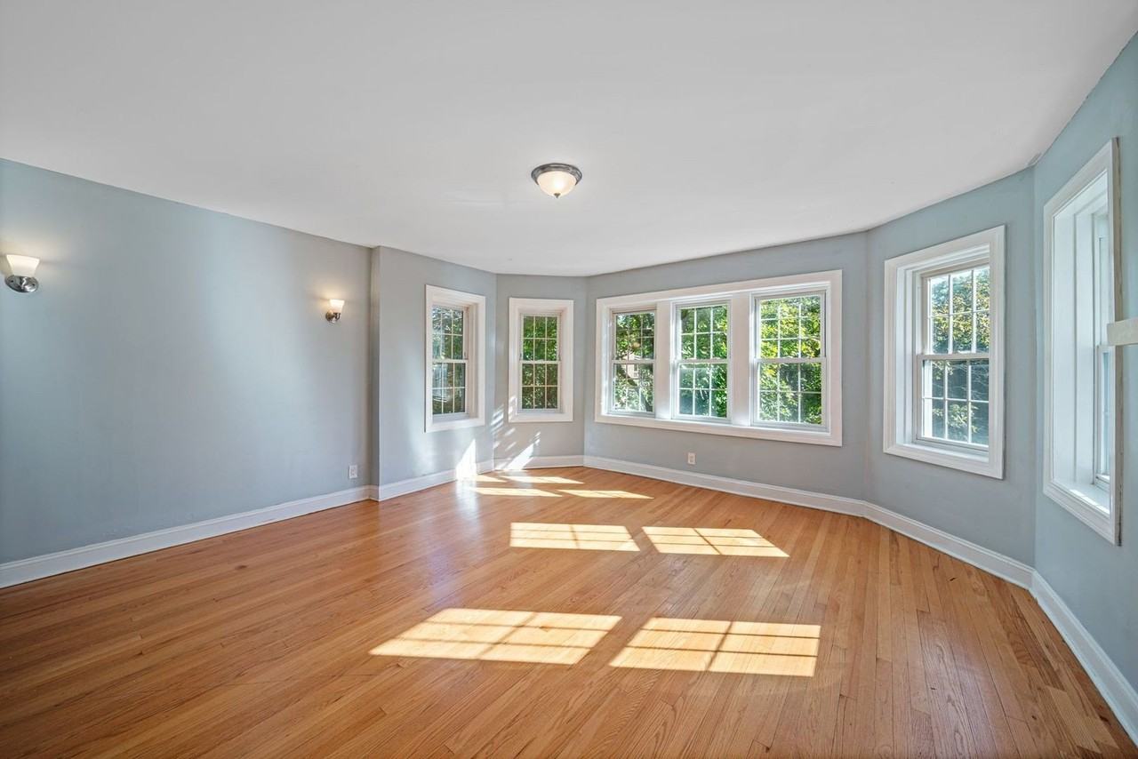 7822 S Kingston Ave #3 - Photo 6 of 21