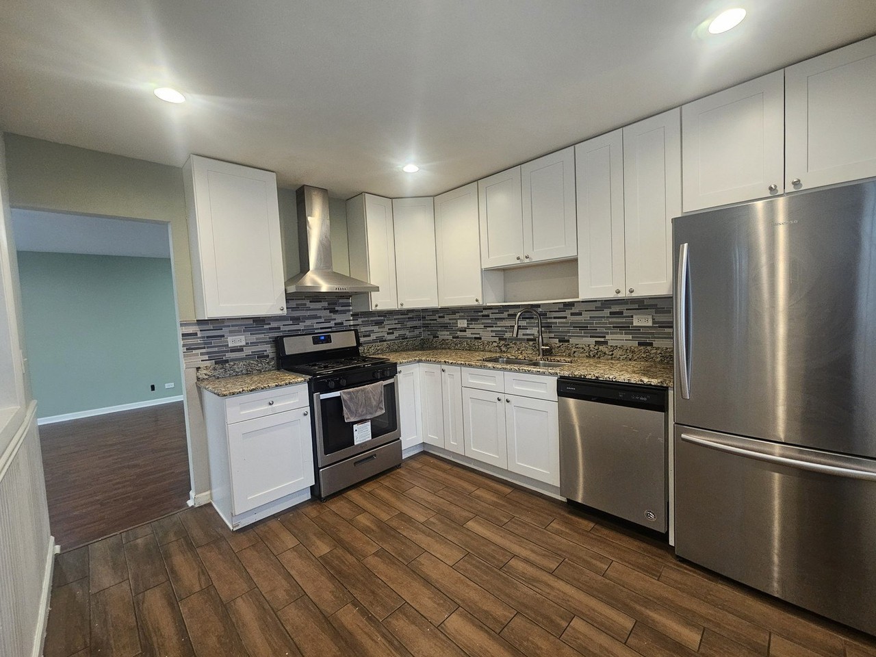 6730 Valley View Rd - Photo 5 of 26