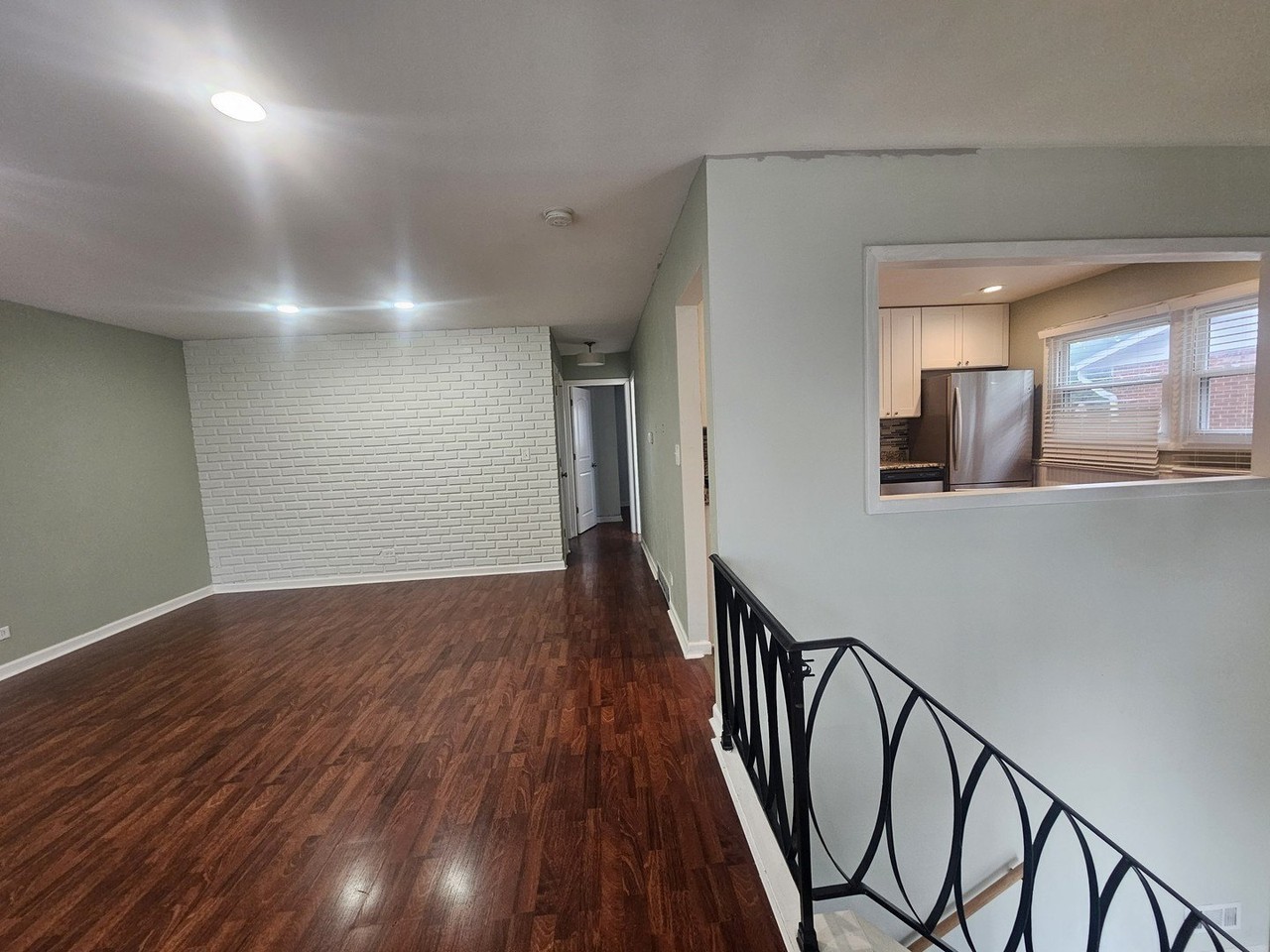 6730 Valley View Rd - Photo 7 of 26