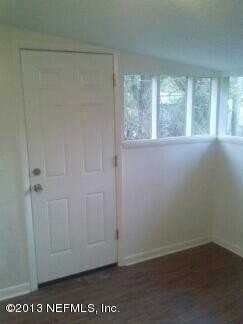 8526 Plainfield Ave - Photo 2 of 7