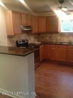 8526 Plainfield Ave - Photo 4 of 7