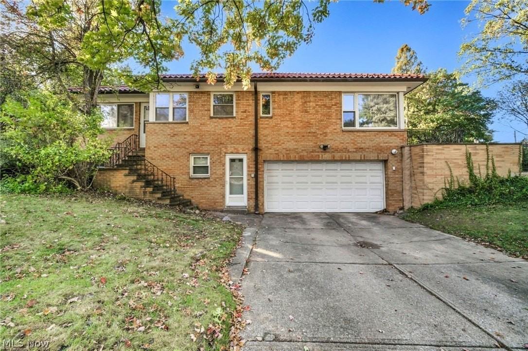 9903 Edgewater Dr - Photo 4 of 50