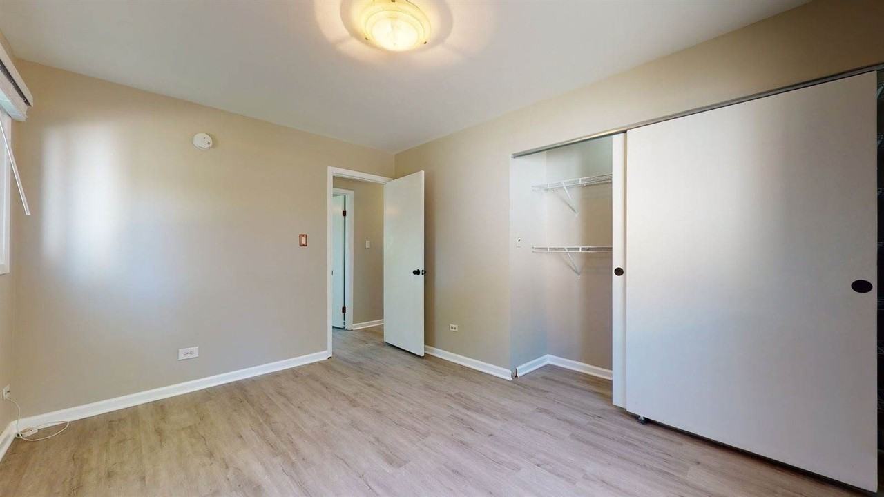 115 Princeton St - Photo 6 of 13