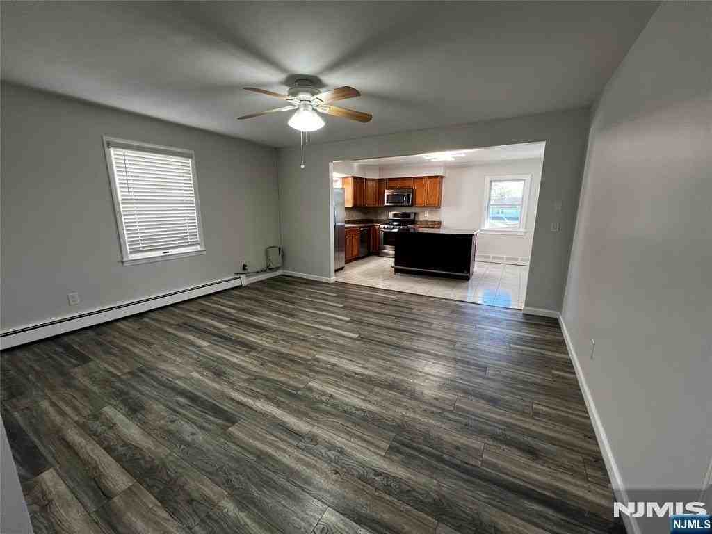 66 Cottage Pl #2 - Photo 2 of 15