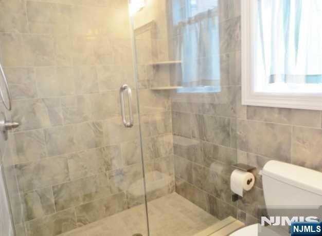 2191 Edwin Ave #B - Photo 6 of 12