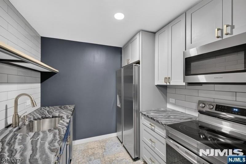 262 Main St #101 - Photo 4 of 11