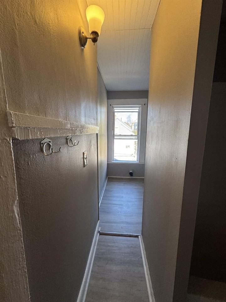 354 Spruce St #3 - Photo 7 of 14
