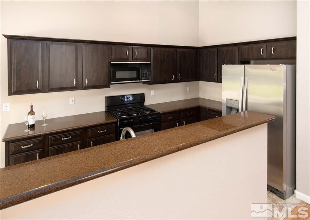 2385 Primio Way - Photo 6 of 15