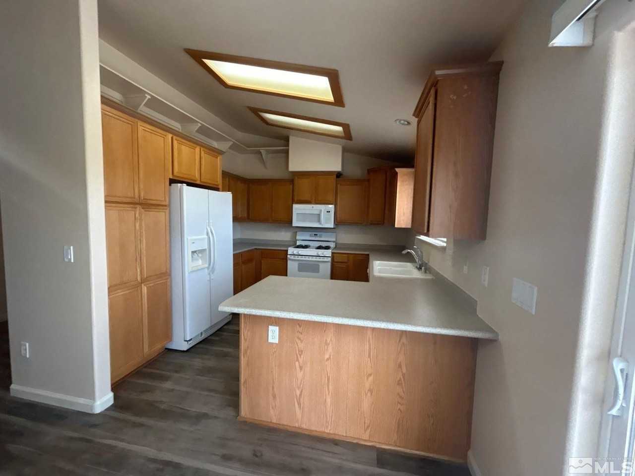 455 Mallard Way - Photo 7 of 45