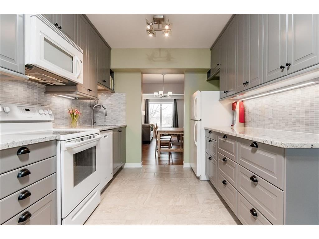 73 Thornbury Crescent - Photo 3 of 11