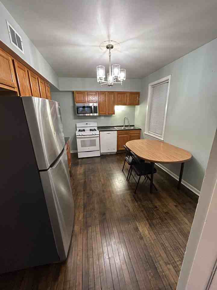 W North Ave - Photo 2 of 11