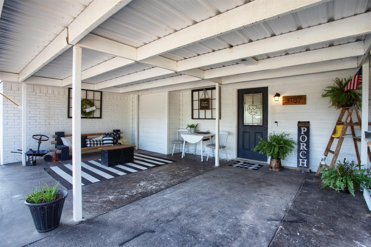 3187 W Lamberth Rd - Photo 6 of 26