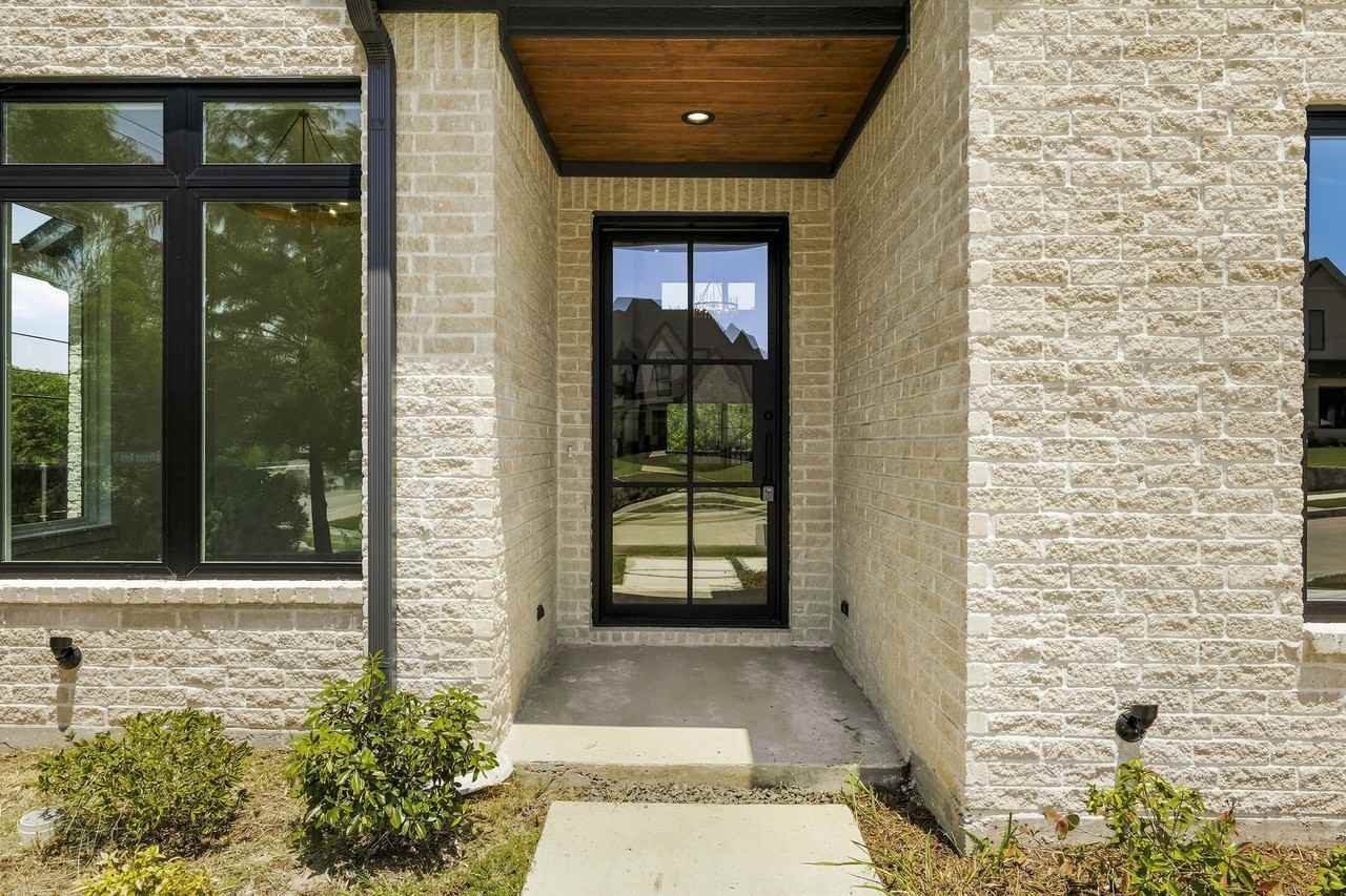 1222 Whisper Rock Dr - Photo 2 of 40