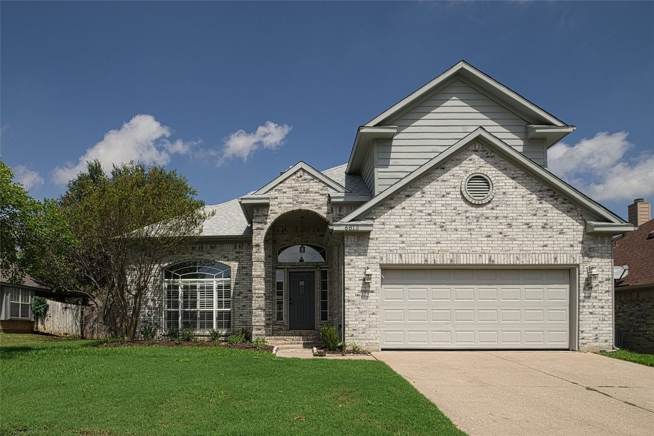 6813 Hickory Hollow Ln - Photo 4 of 23