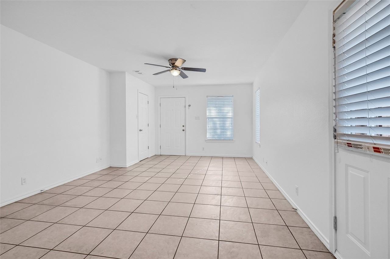 1015 Rice St #102 - Photo 7 of 20
