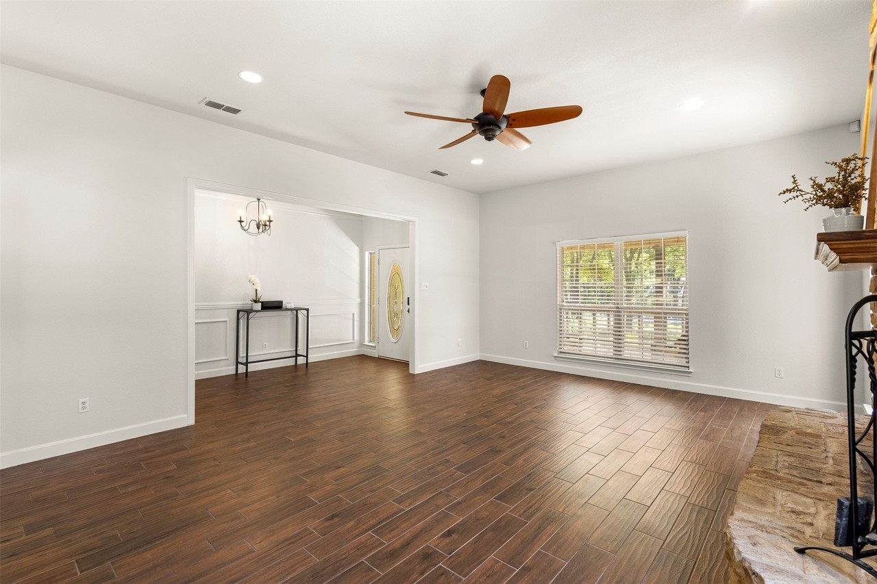 512 Post Oak Dr - Photo 7 of 21