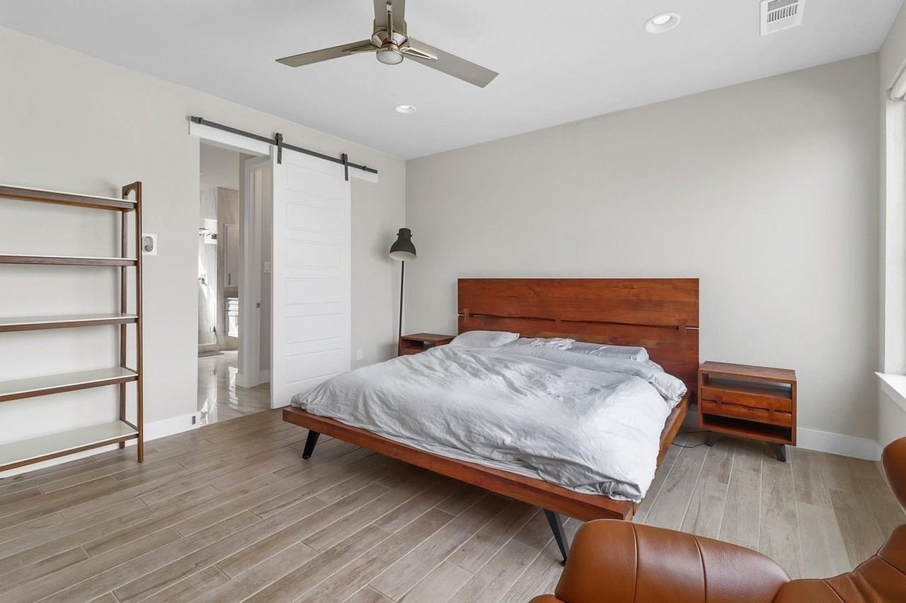 4526 Deere St #204 - Photo 7 of 23