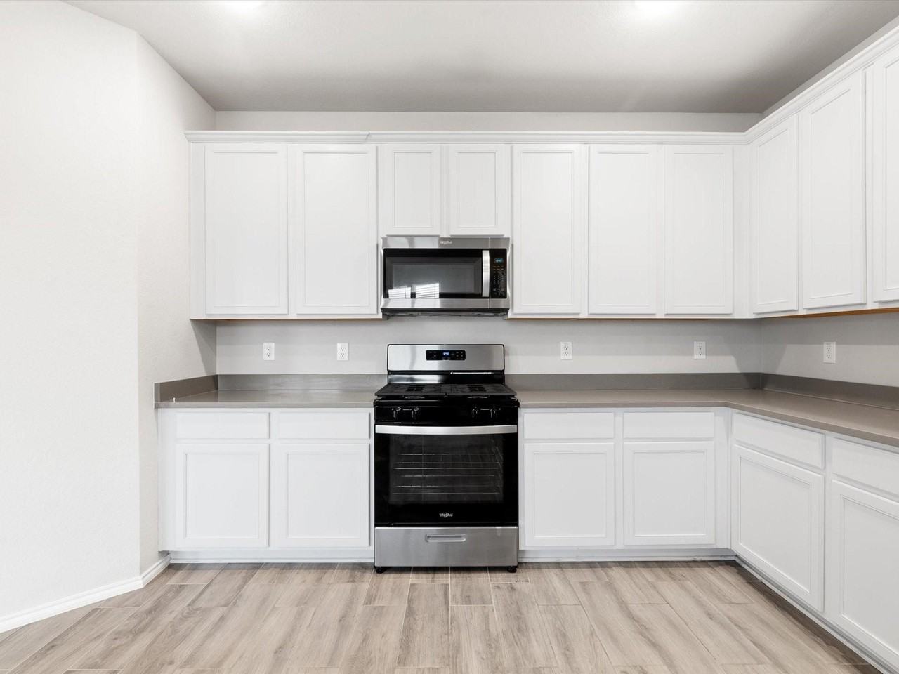 2900 Fox Trail Ln - Photo 6 of 31