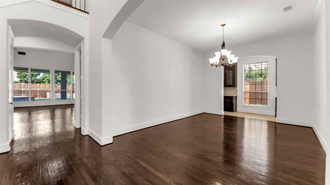 900 Blue Ridge Dr - Photo 6 of 29