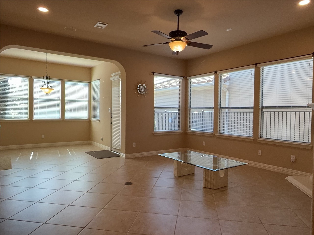 8101 Keechie Dr - Photo 3 of 23