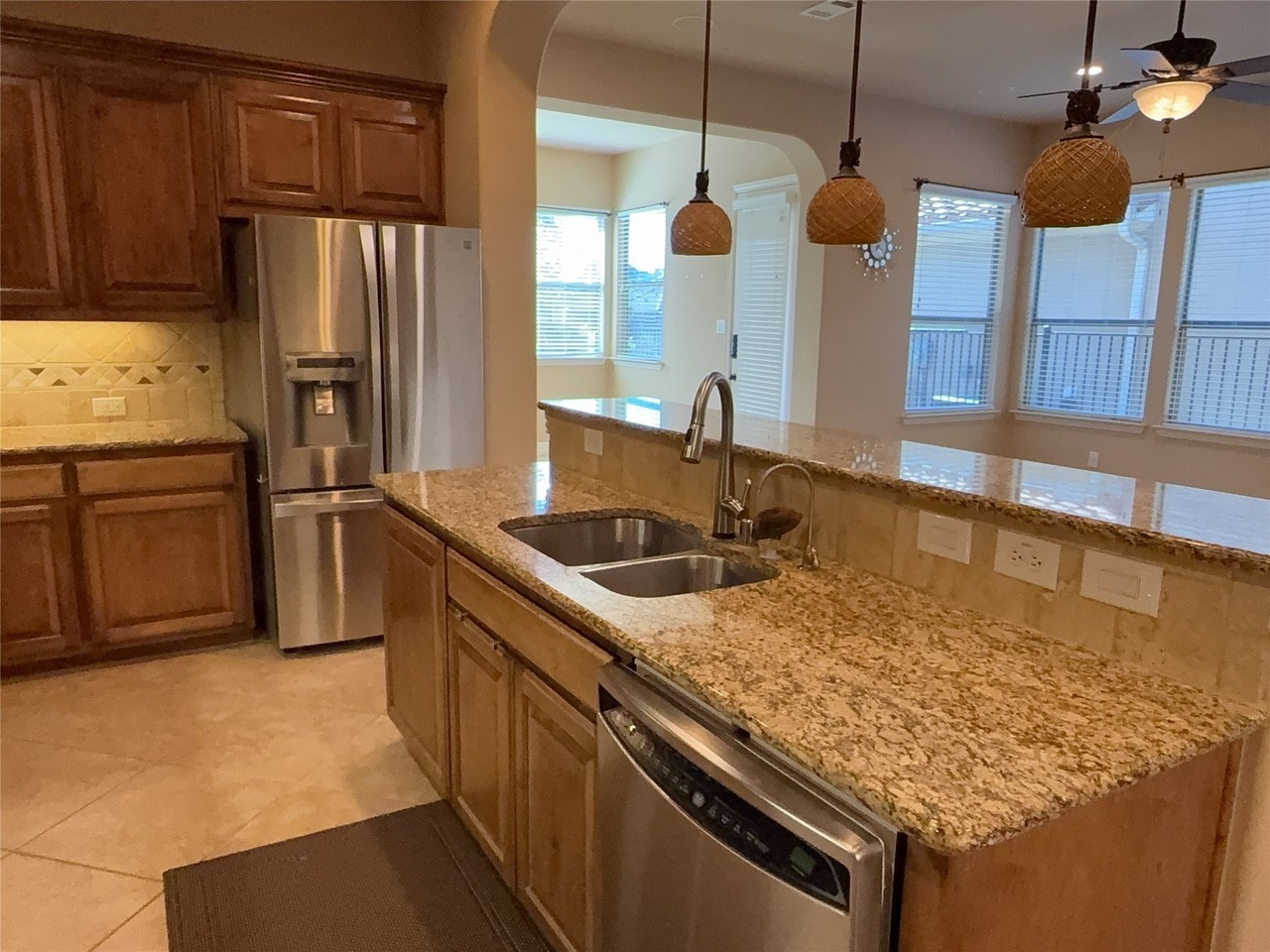 8101 Keechie Dr - Photo 7 of 23