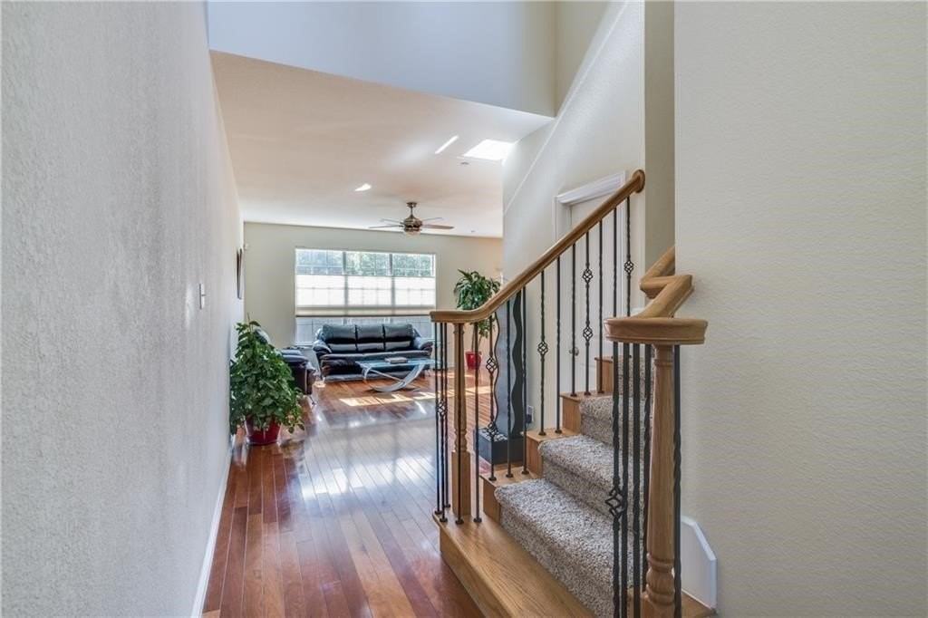 7957 Hannah St - Photo 3 of 14