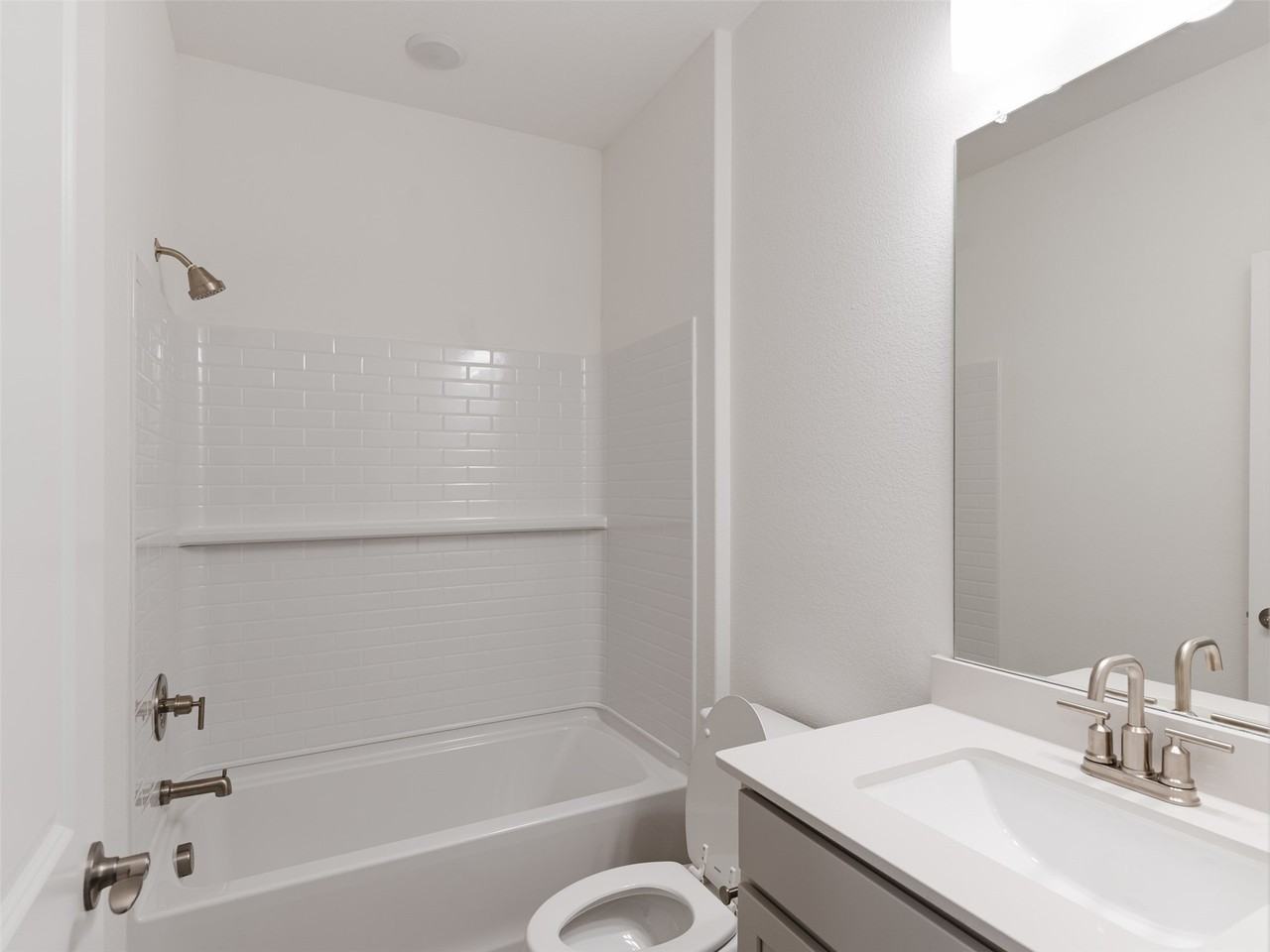 4809 Ripley Ave - Photo 6 of 28