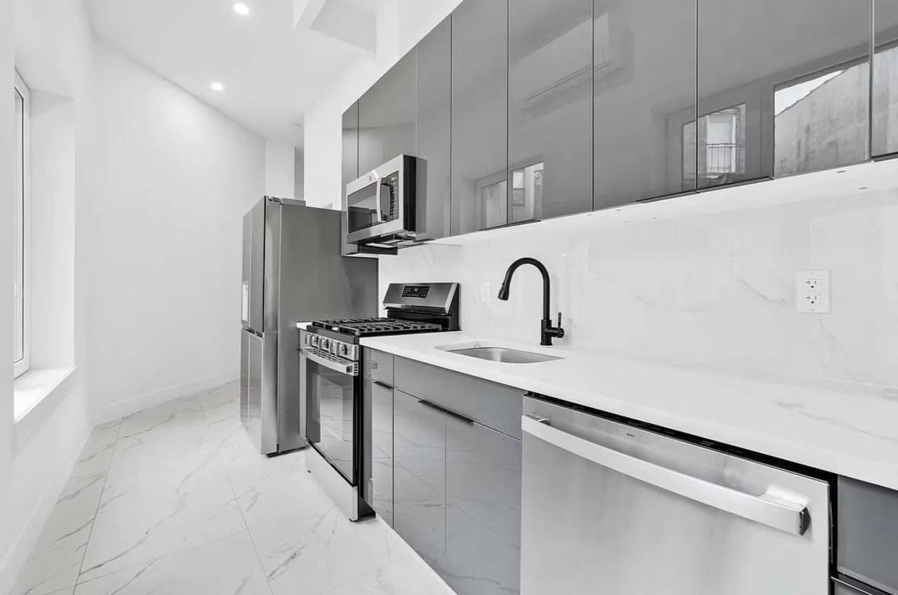 1497 Myrtle Ave #2A - Photo 3 of 8