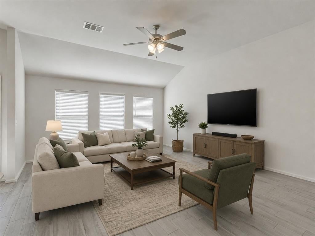 240 Evermore Ln - Photo 5 of 41
