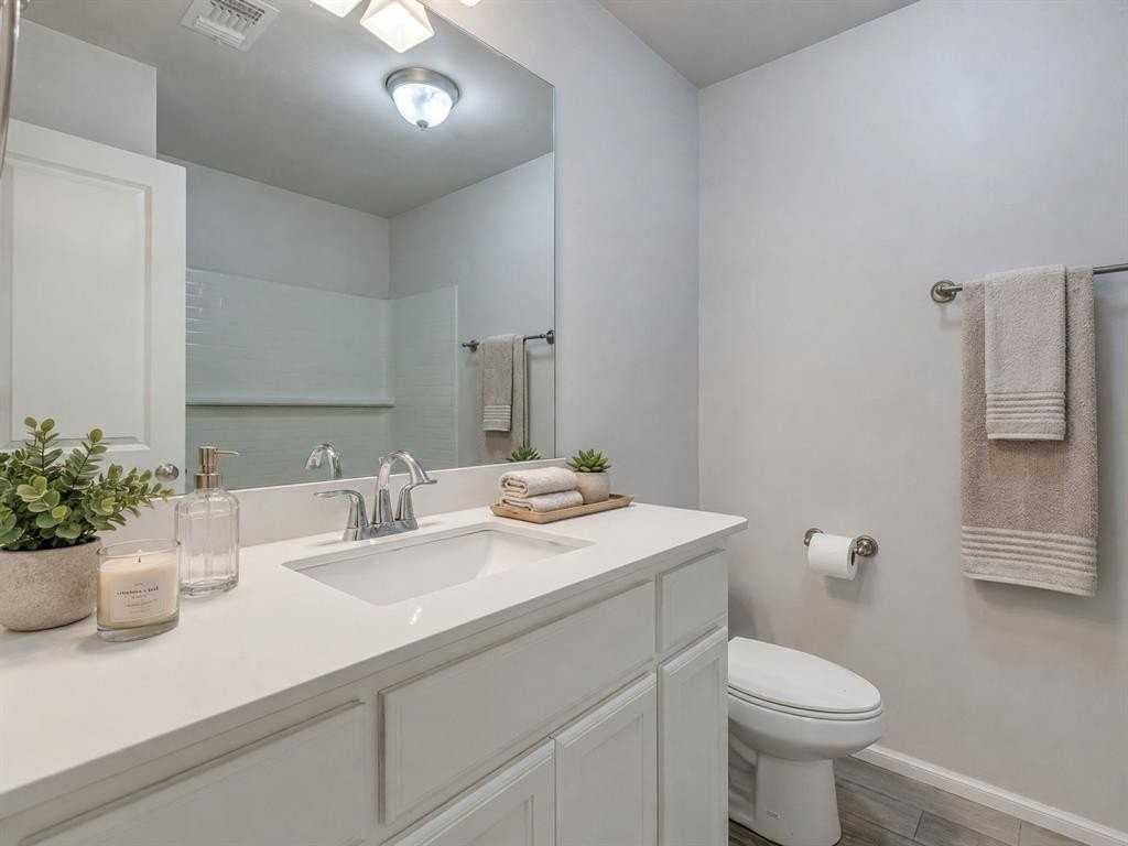 240 Evermore Ln - Photo 7 of 41