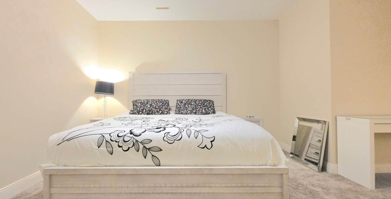 8598 171 Street - Photo 7 of 14