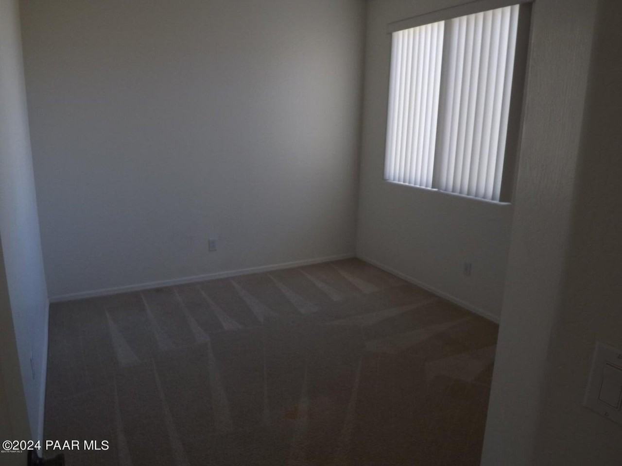7739 E Crooked Creek Trl - Photo 2 of 10