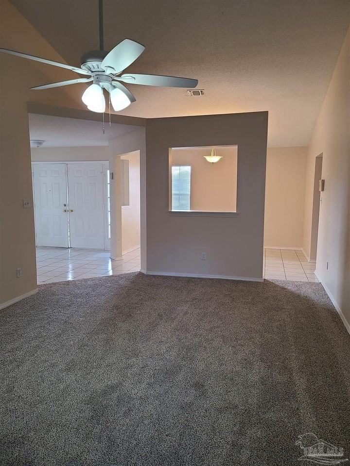 128 Mirabelle Cir - Photo 3 of 21